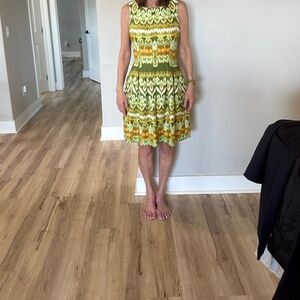 Gabby Skye Size 8 Dress